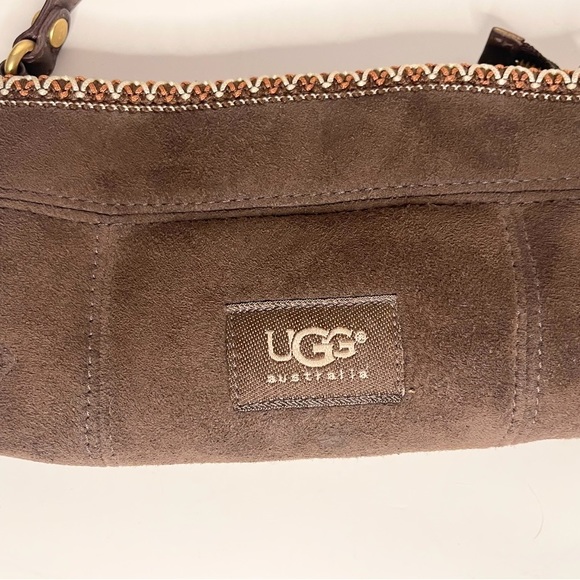 Ugg Australia Shoulder Mimi Purse with Strap Zipper closure Authentic - Picture 4 of 5